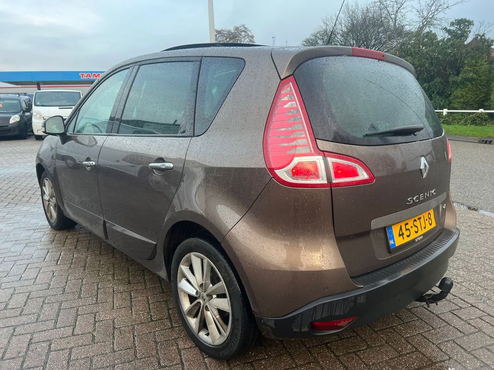 Usa stanga spate renault scenic 3 an 2012