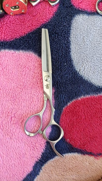 Diavel pop Barbers foarfecii pieptane