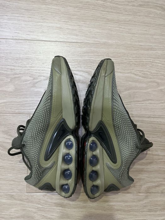 Продавам обувки nike air max dn