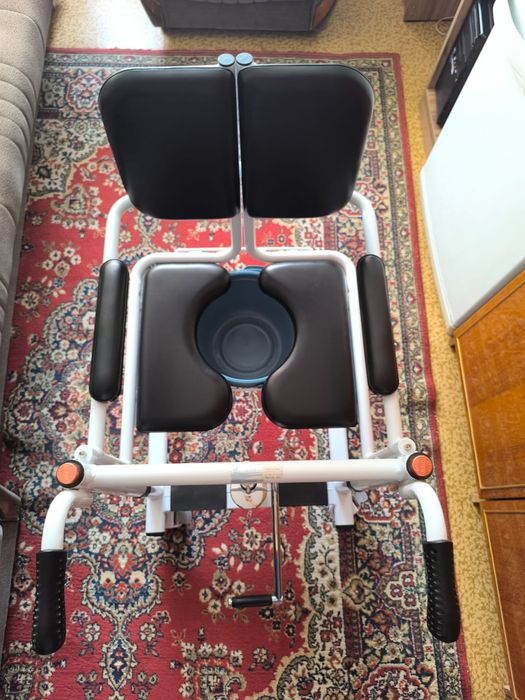 Многофункциональный стул для ухода