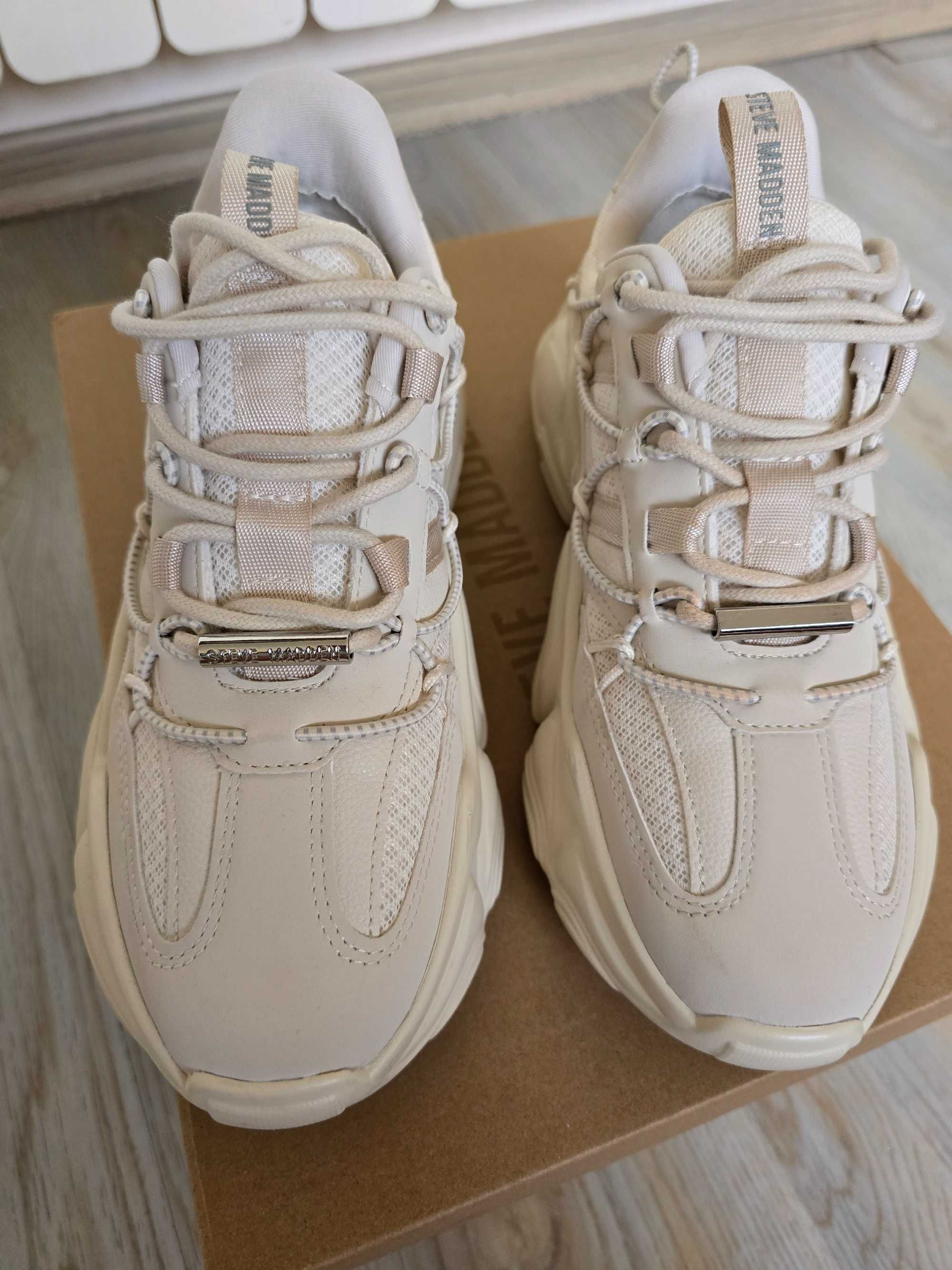 Маратонки Steve Madden