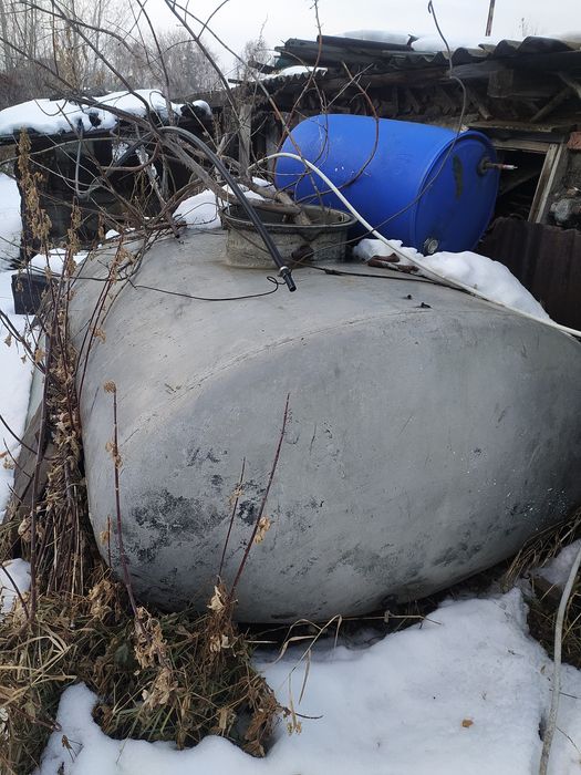 Продам алюминиевую ёмкость на 3000литров