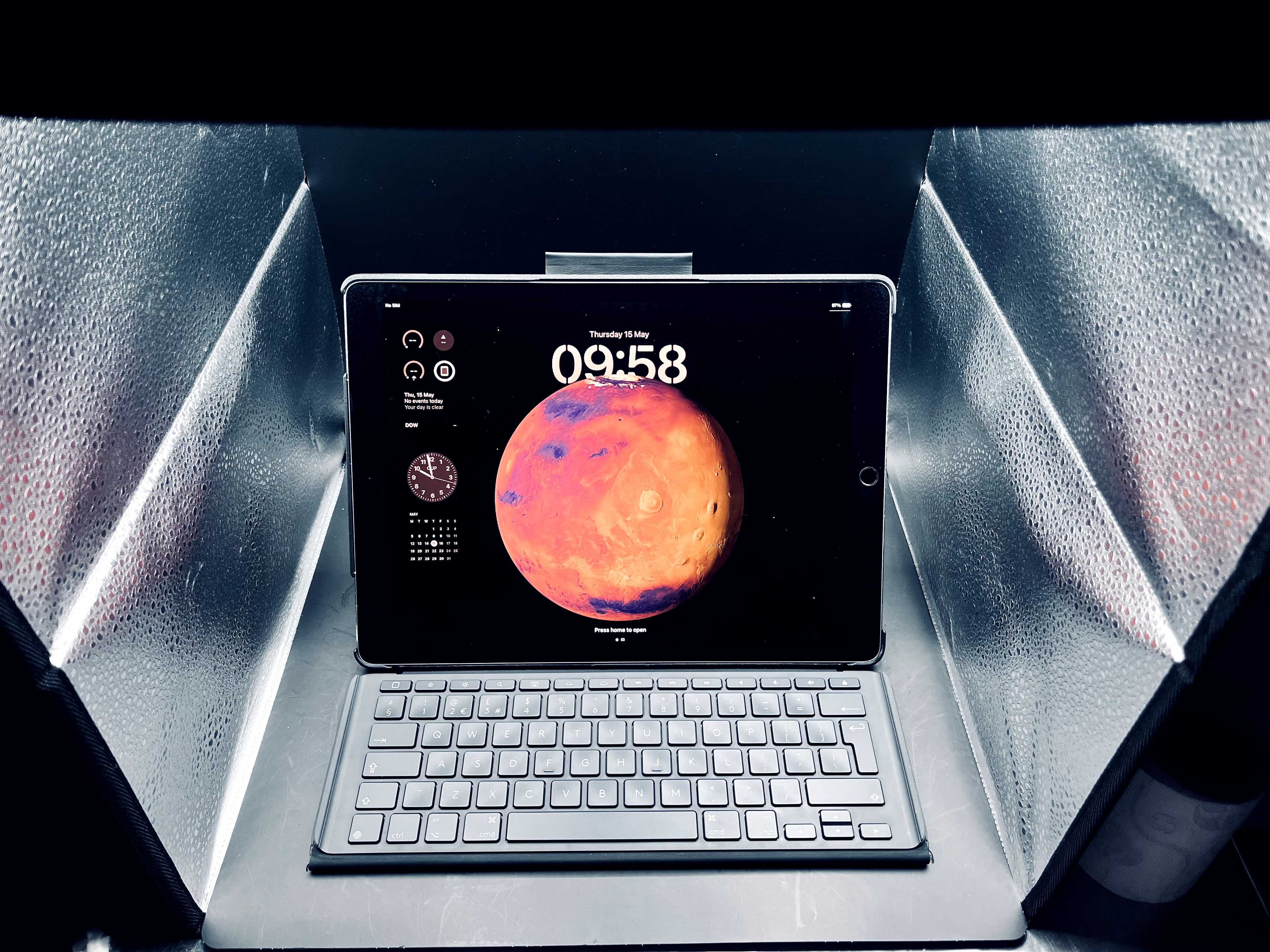 Apple iPad Pro 2 Gen 12.9" A1671 256 GB 2108 Wi-Fi-4G LoGi Клавиатура
