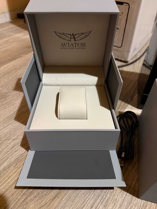 Aviator Douglas Day-Date Limited edition + Кутия за навиване