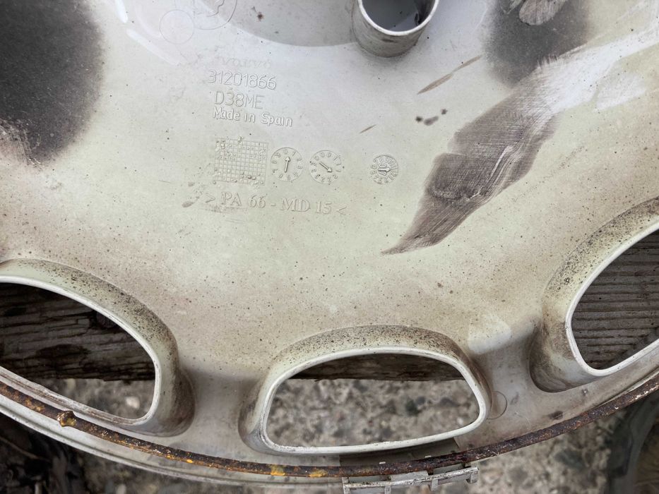 16 цола Тас Volvo Волво Само 1 брой