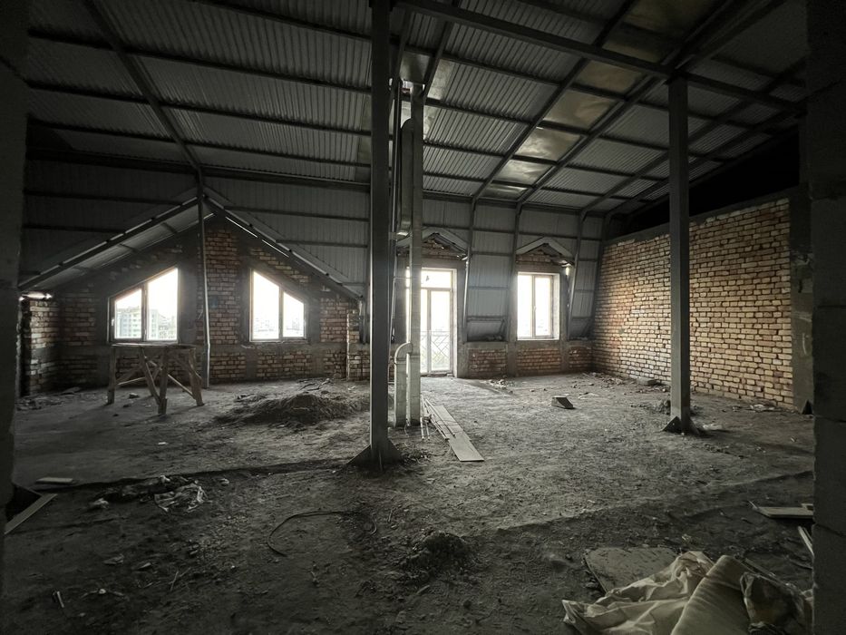 Продаётся Шайхонтохур р-н Белтепа 98 квадрат 7-этаж 7 этажный дом Своя