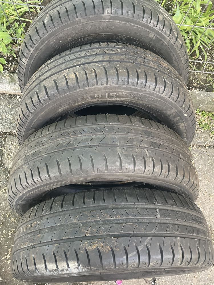 Anvelope 195/65r15