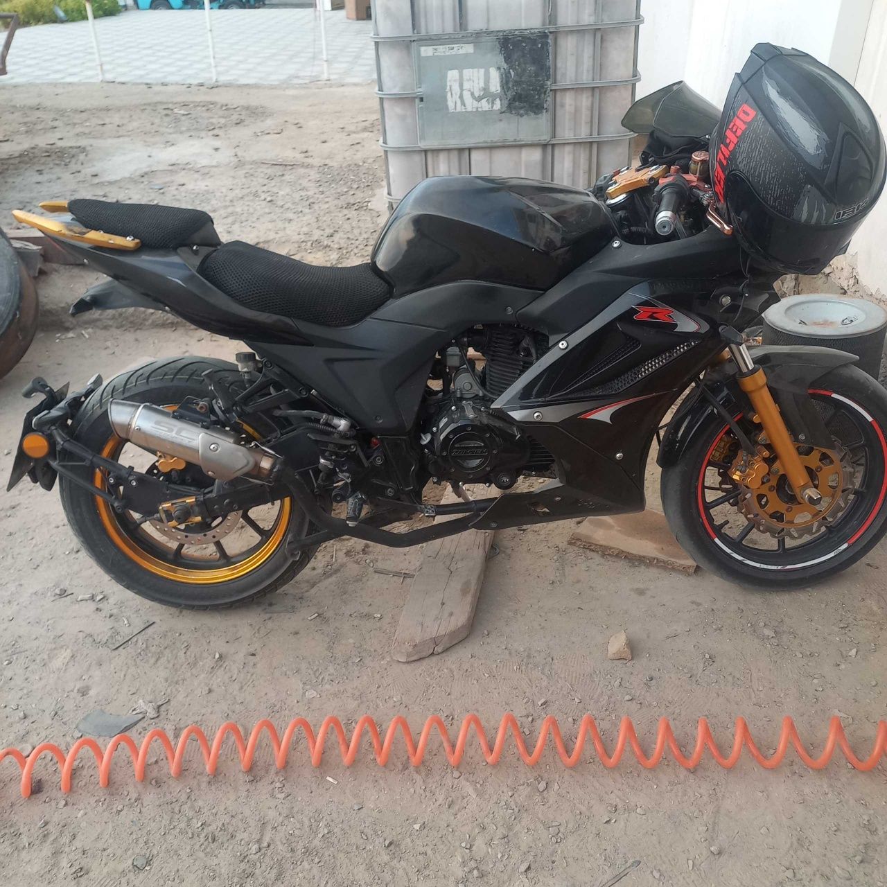 Motosikil satiladi