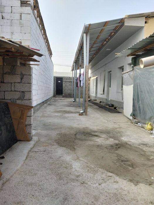 Uy sotiladi Toshkent tumanida