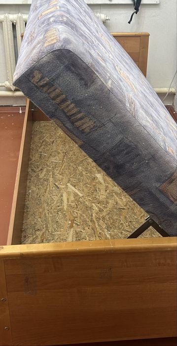 кровать односпальная