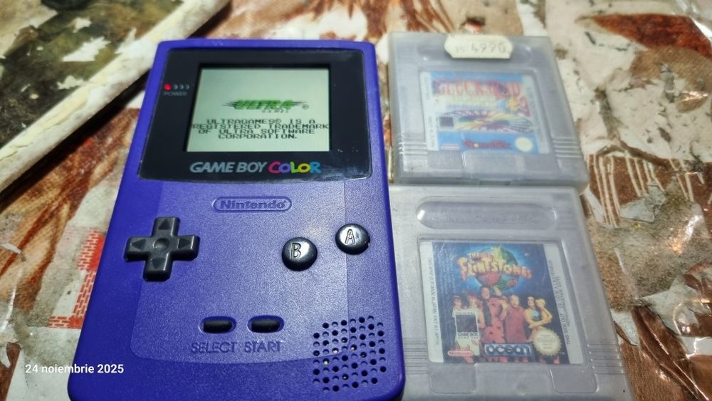 Consolă portabilă Game Boy Color