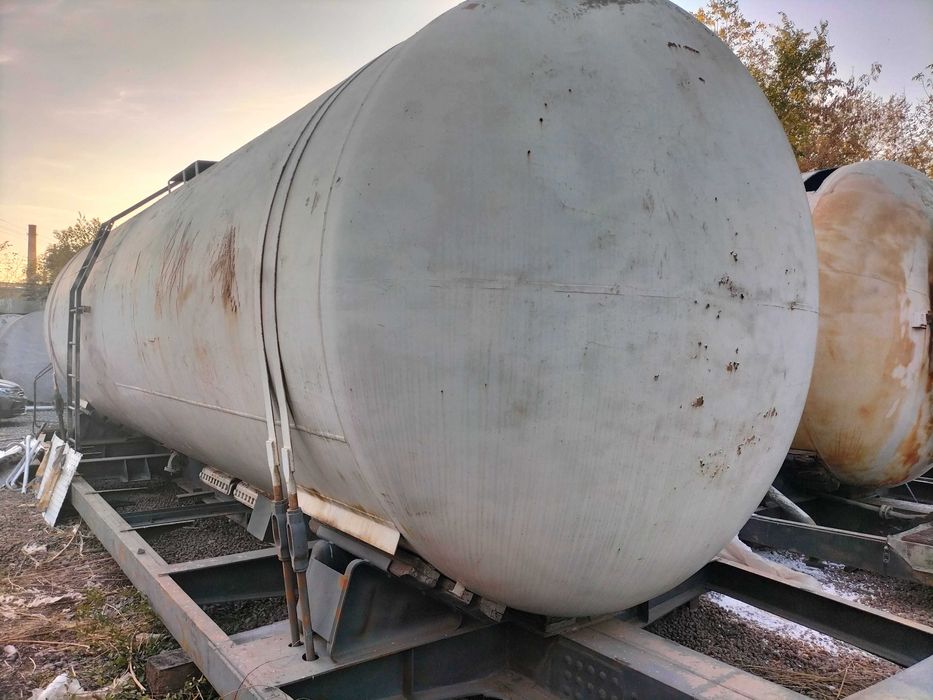 Емкость10. 15, 20, 25, 50 ,75 куб пищ и тех .ЖД цистерна 62 и73  куб.