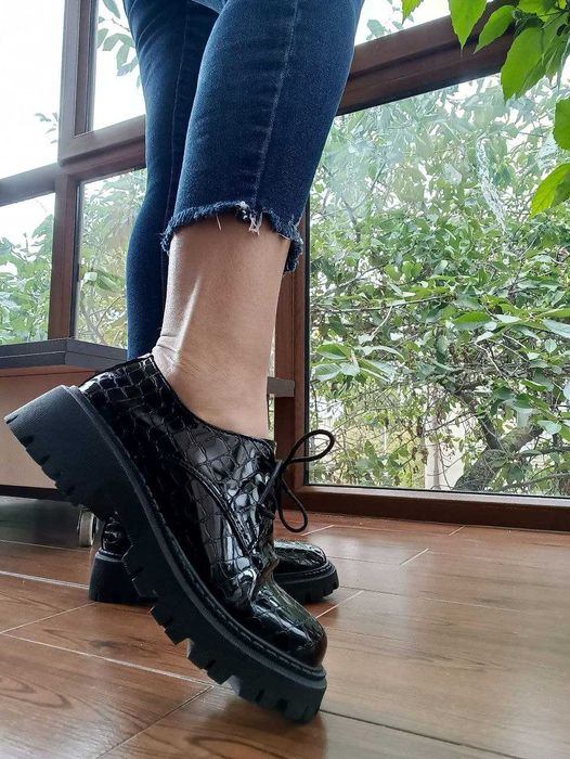 елегантни черни дамски боти на платформа 40лв р-р36 и 40лв р-р38