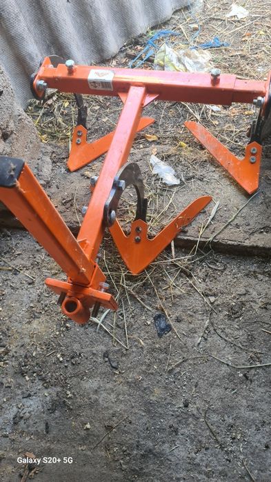 Prasitoare + plug pentru motosapa