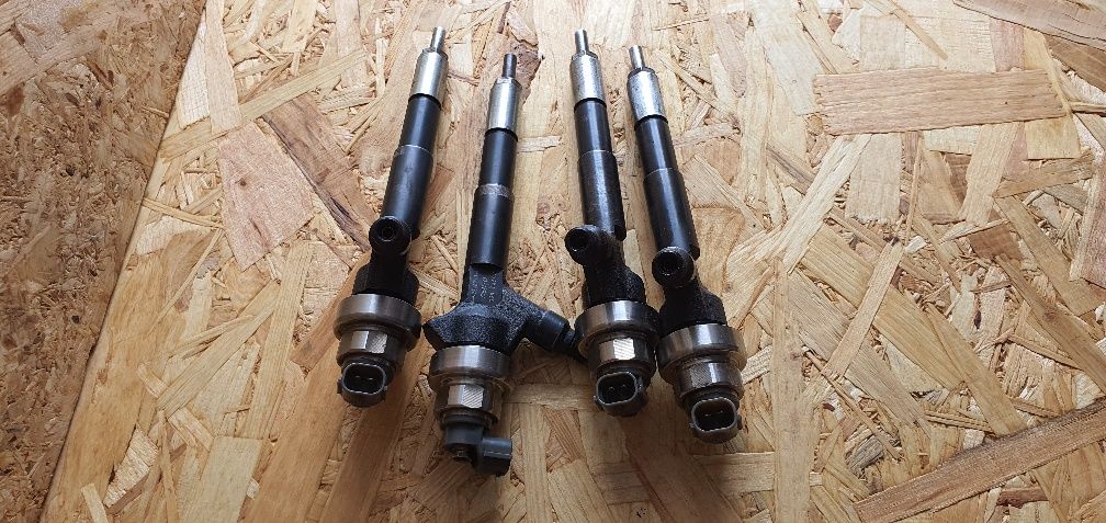 Injector Astra H/Astra J/Meriva B/Corsa D/Zafira B  1.7 Diesel 4 Buc.