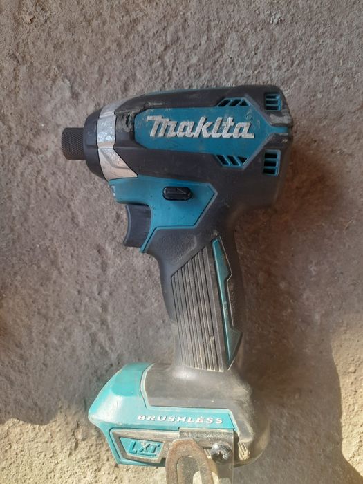 Vand / Schimb Makita DTD153