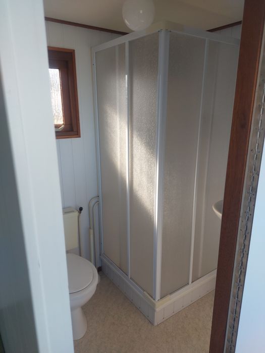 Casa mobila Casa pe roti / 2 camere /geamuri termopan / 4 anotimpuri