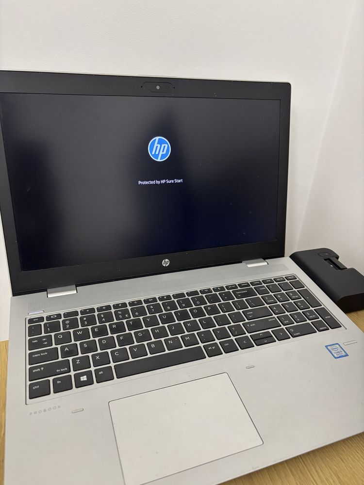 Laptop HP ProBook 650 G4 + Monitor + Docking station