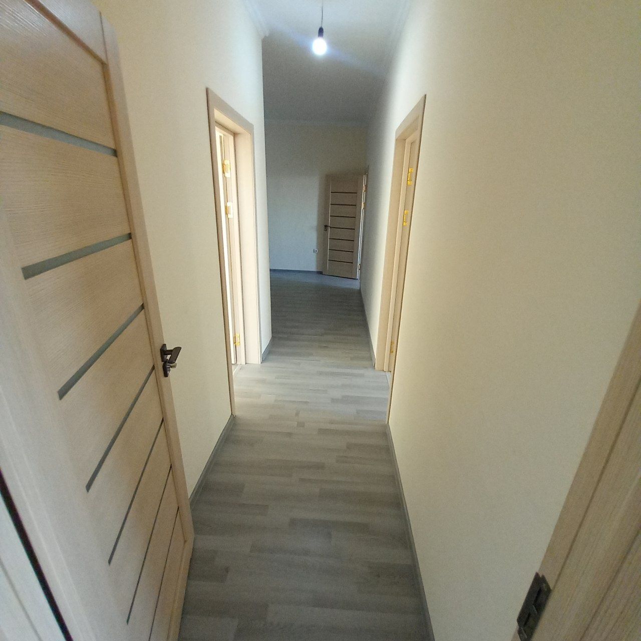 Motrid 3 xona ijara beriladi