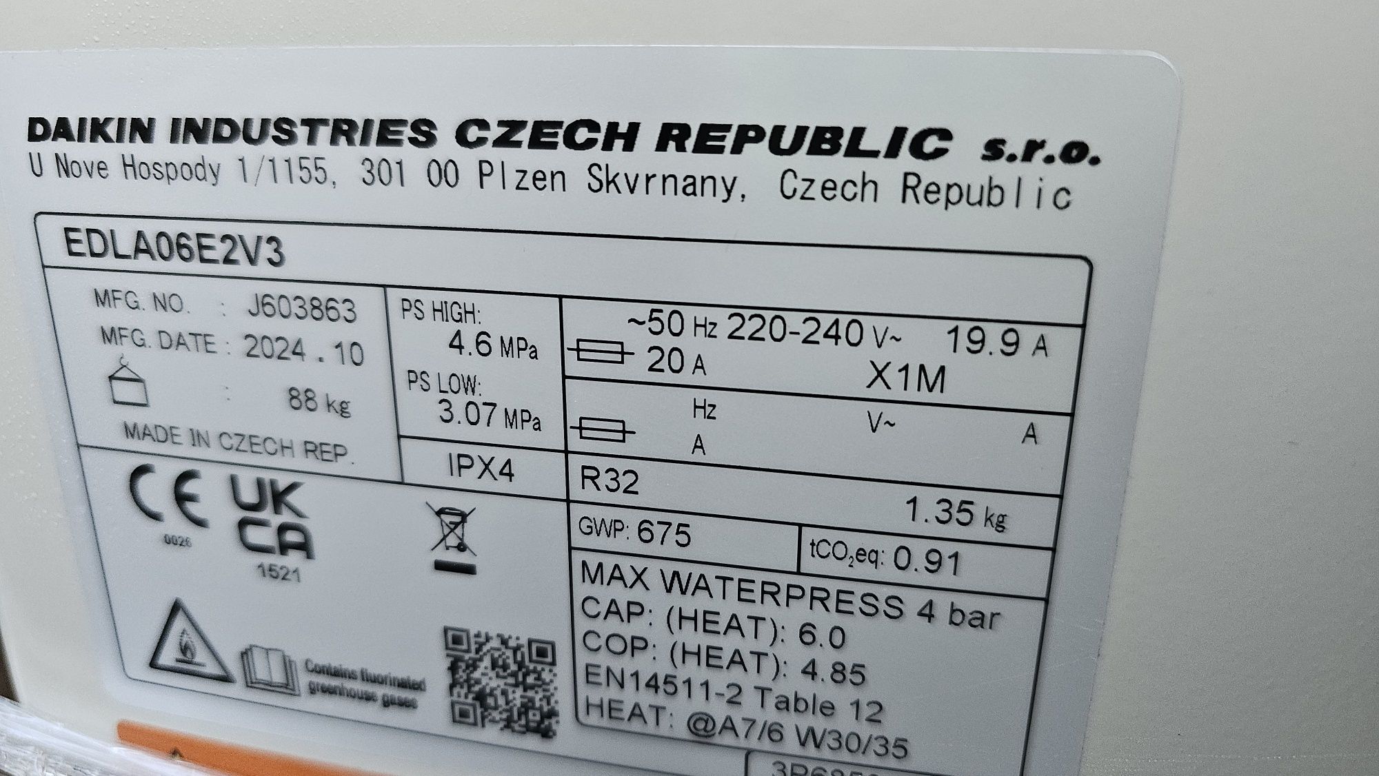 Термопомпа Daikin Altherma 6kw  моноблок