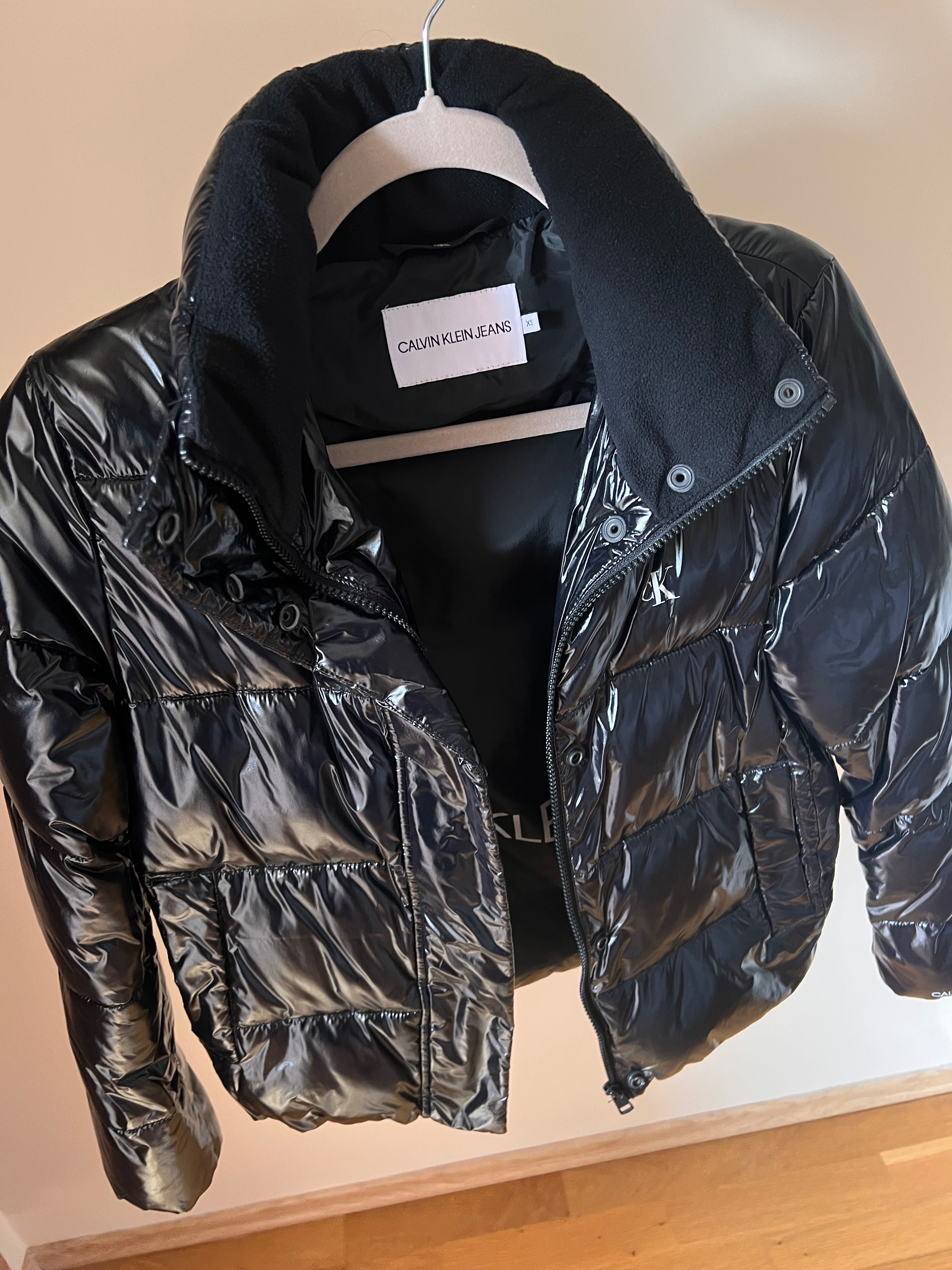 Зимно яке Calvin Klein XS размер
