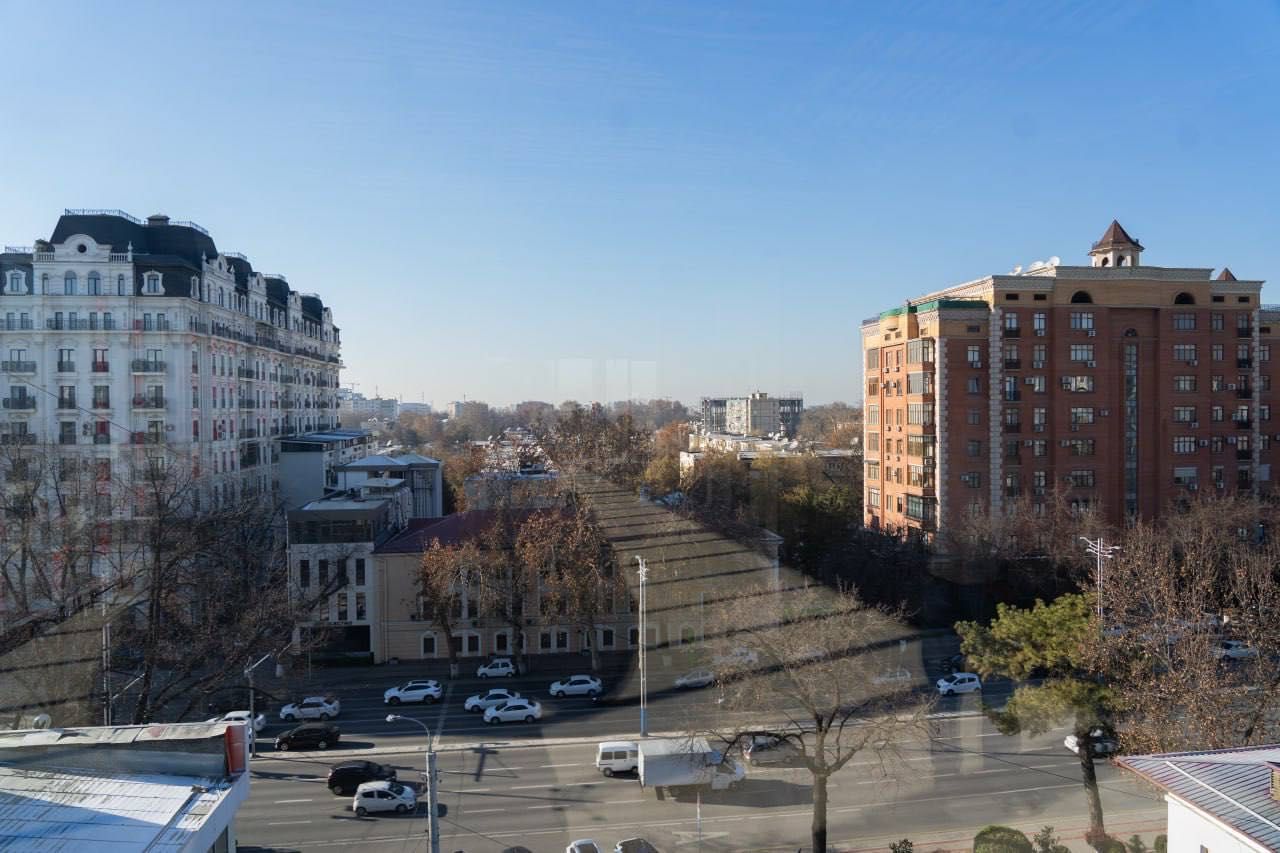 Продаётся Бизнес Центр 2043 м2 коробка ЖК Казахстан Юнусабад