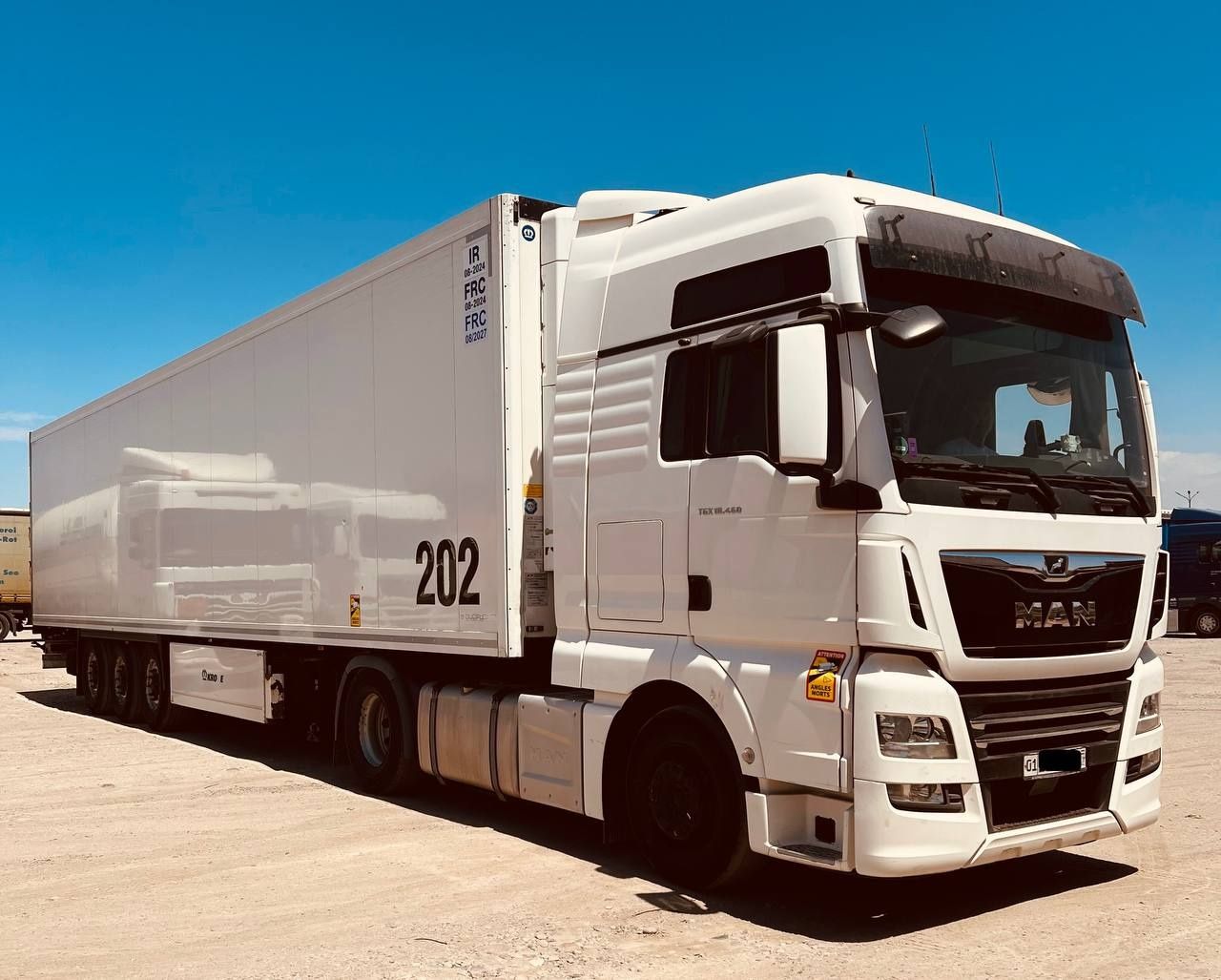 Сотувда Комплект
MAN TGX XXL 460 EURO 6
 KRONE SLS 300 7-см