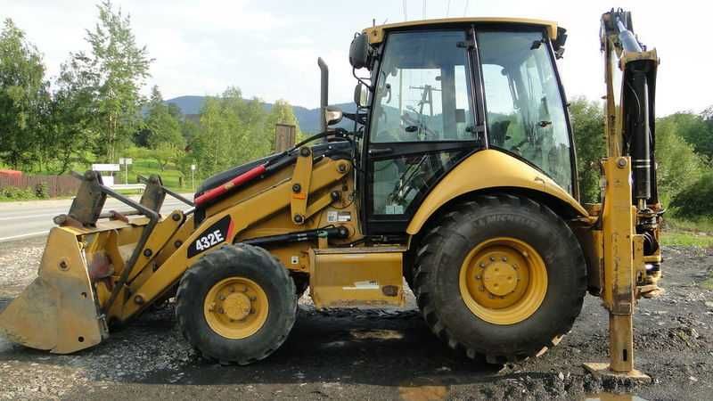 Трактор Аренда Экскаватор погрузчик