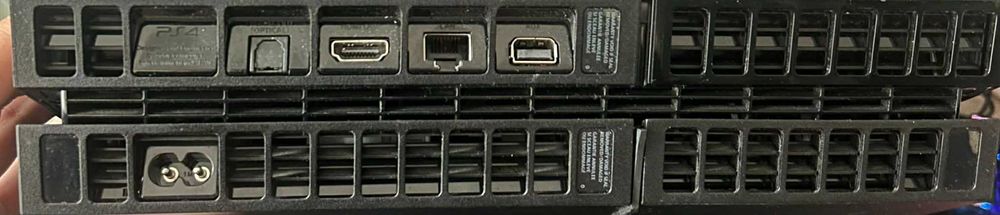 Sony Ps4 1TB + 1 контролер