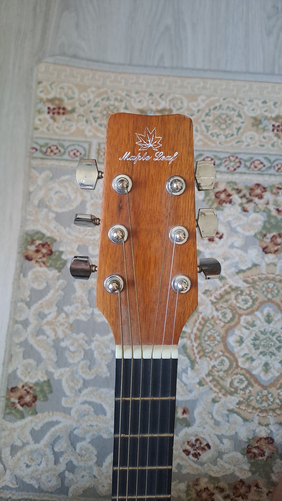 Акустическая гитара Maple Leaf MLE-038C