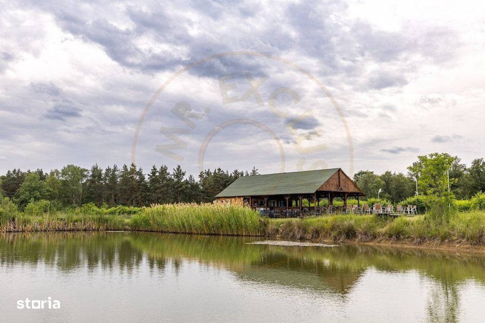 Motel, camping, piscina si lacuri de pescuit pe un teren de 49 285 mp