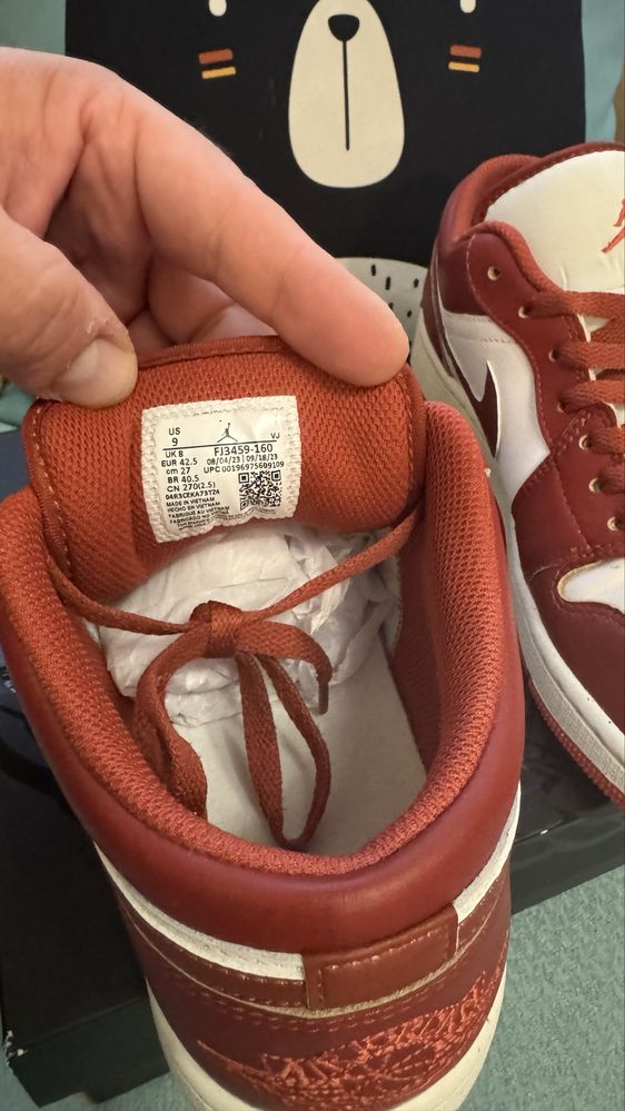 Оригинални маратонки/кецове Air Jordan 1 Low SE номер 42.5/27см