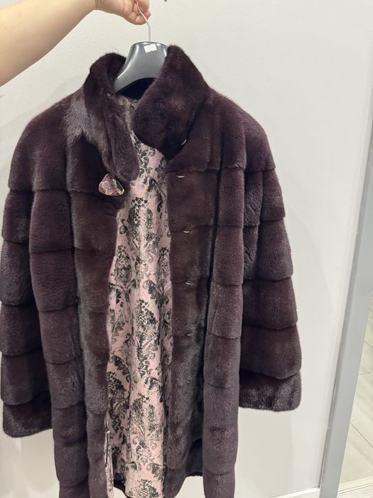 Шуба норковая шикарная