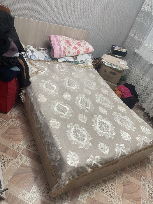 Продам Кровать 1,5ка