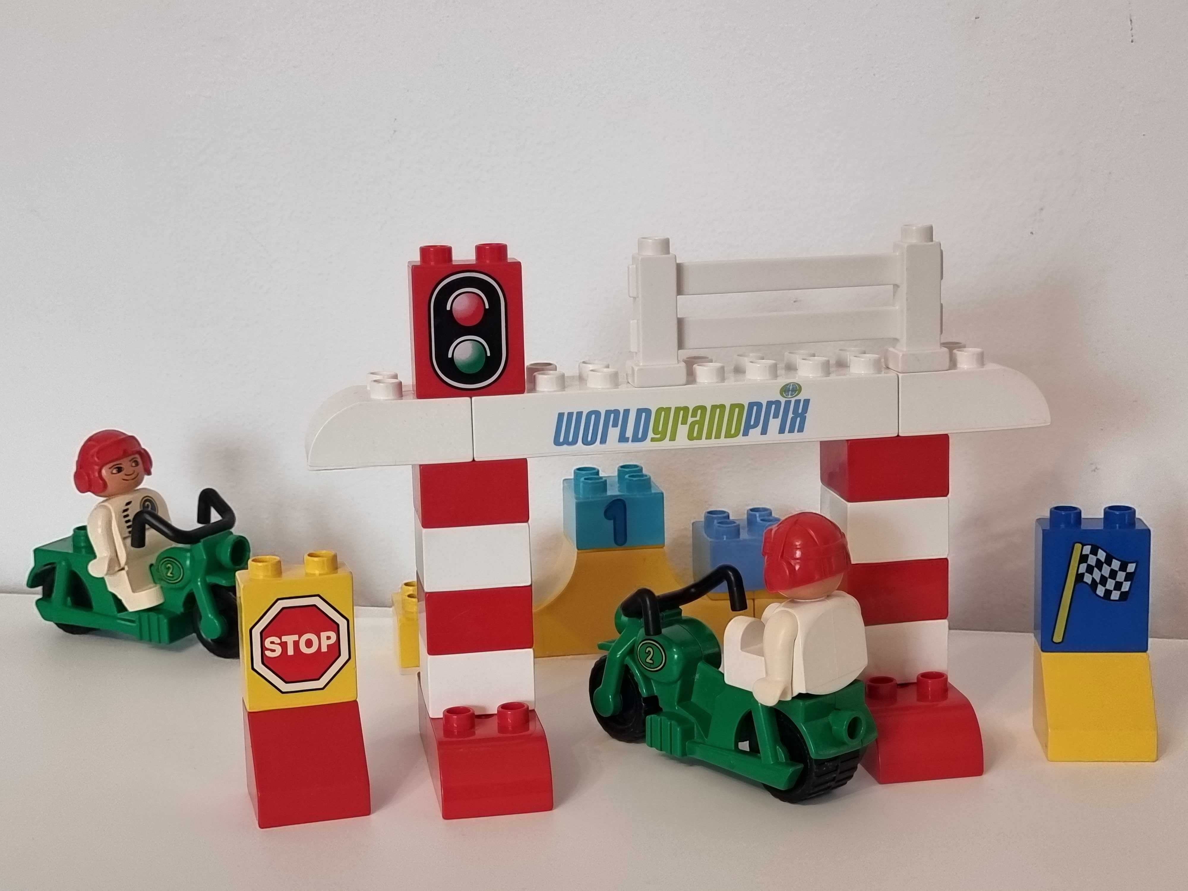 World Grand Prix Lego Duplo cu motociclete