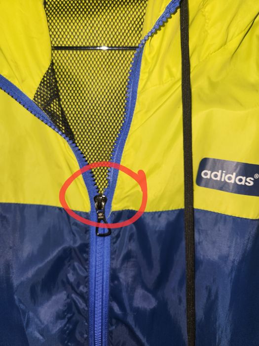Adidas vetrovka L