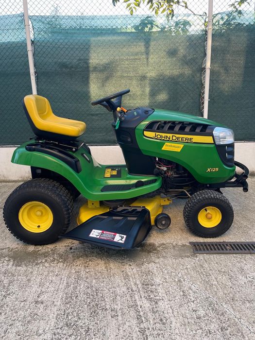 Tractoras John Deere X125 Original - tuns iarba
