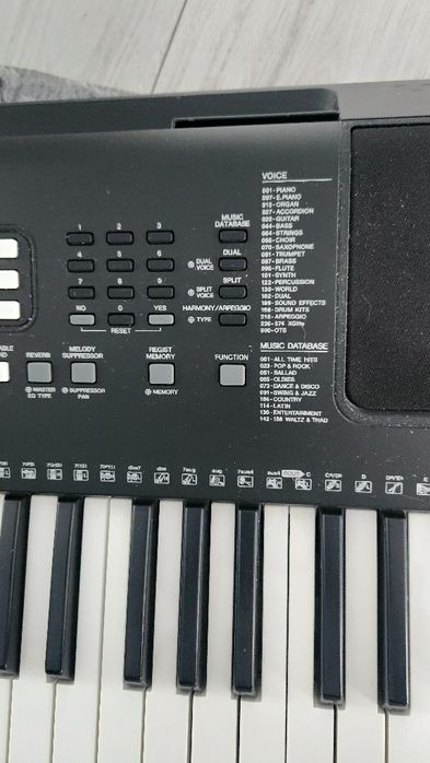Yamaha PSR-E363 – Org / Claviatură, second hand