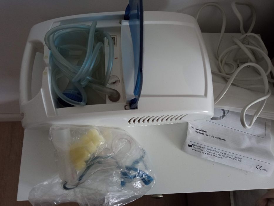 Vand inhalator/nebulizator cu aerosoli pentru copii sau adulți