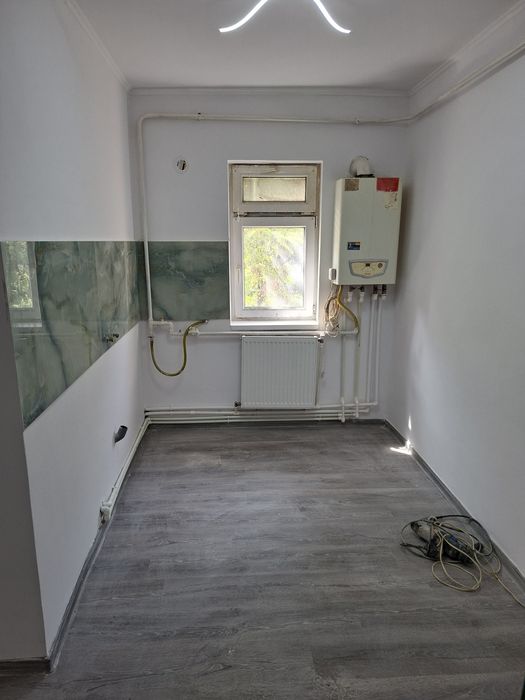 vand apartament 2 camere cofort 1 zona balcescu