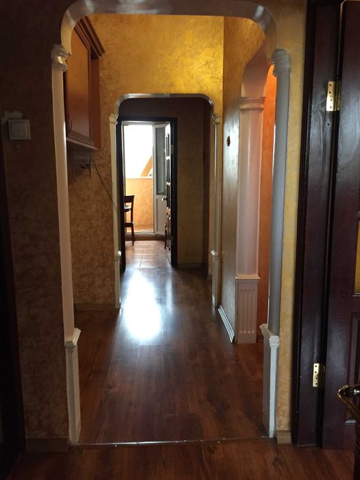 Сдам 3 комн. кв. в микр. Аксай 1