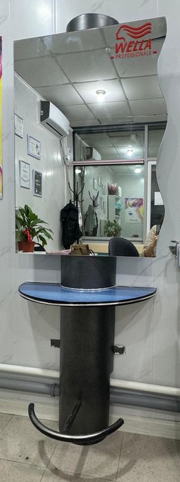 Зеркало для салона красоты