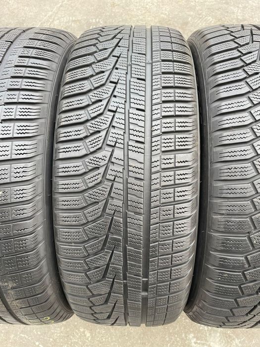 Set anvelope iarna 225 60 17 hankook