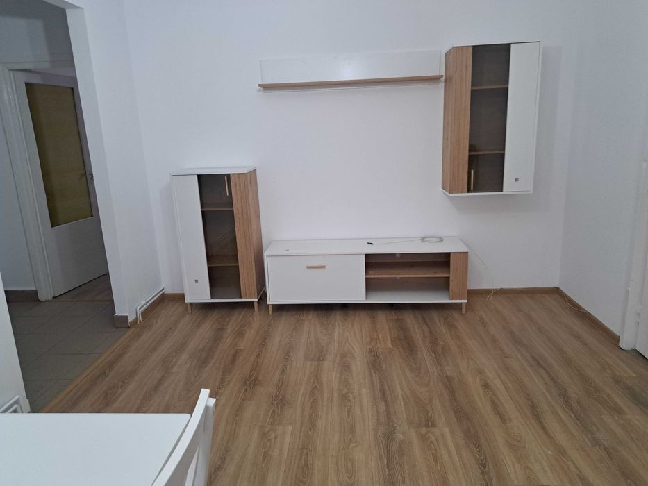 Apartament 2 camere închiriez