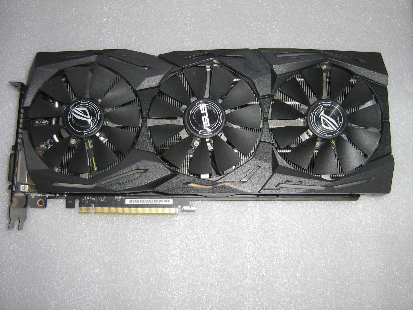 Vand Placa Video ASUS ROG STRIX GTX 1080TI OC 11GB pe 352 biti