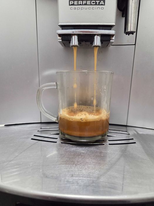 Espressor Automat DeLonghi Perfecta ESAM 5500.S Aparat cu Cafea Boabe