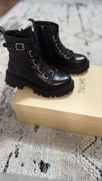 Продам зимние сапоги в отличном состоянии