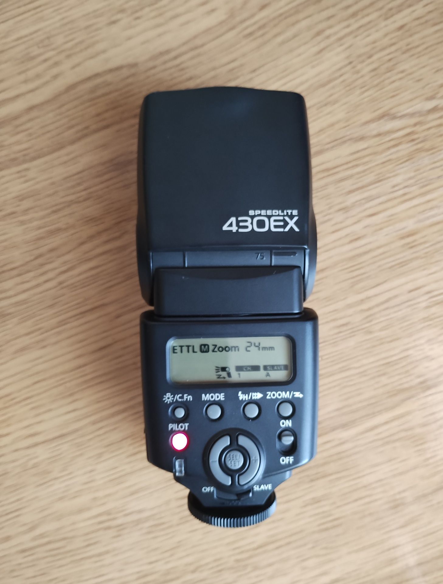 Светкавица Canon Speedlite 430 EX
