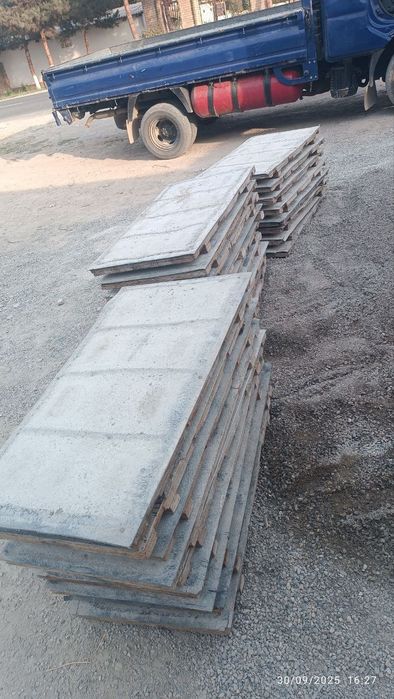 Shlaka blok uskunasi. Ishlab turgan holatda.