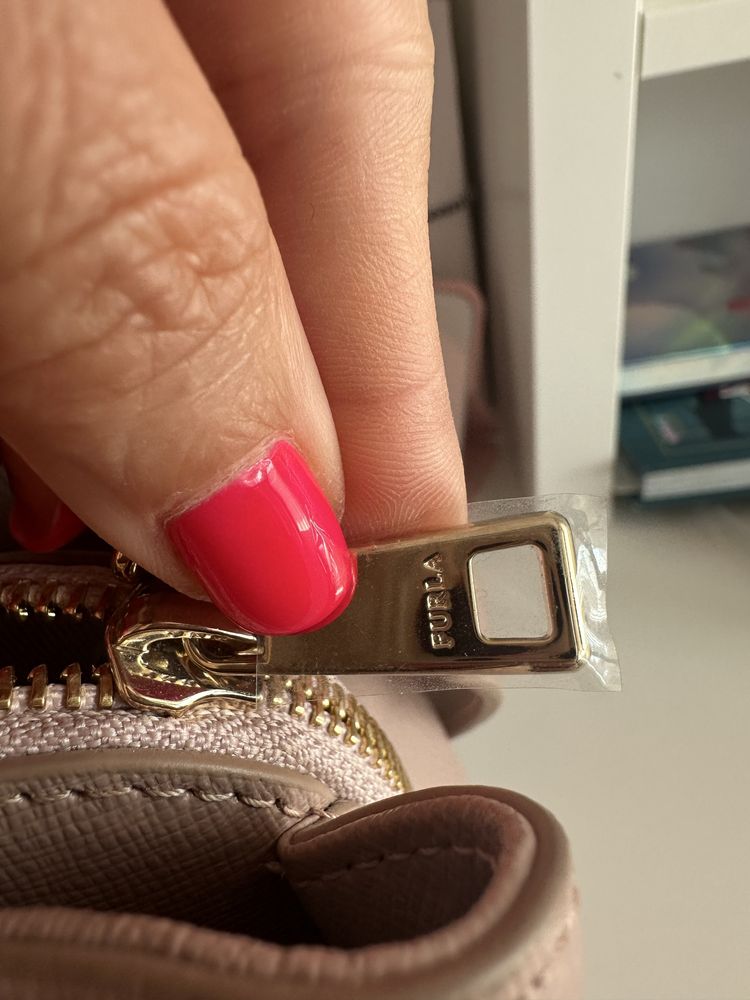 Дамска чанта Furla